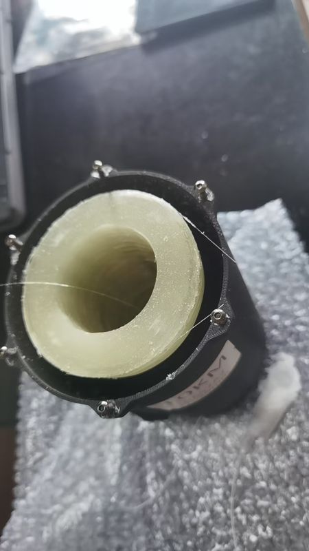 機密コーティングジャケット材料 FPVクワッドコプタードローン 25km/ロール 内部から外部への配線 FCコネクタタイプ 高引張強度用