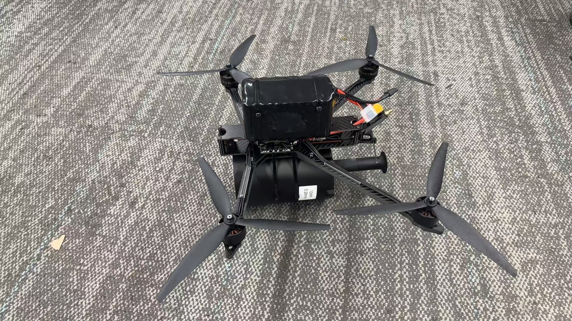 プロフェッショナルFPVファイバークワッドコプタードローン 30km/ロール 飛行可能 超軽量 - 高引張強度 - 内部から外部への配線