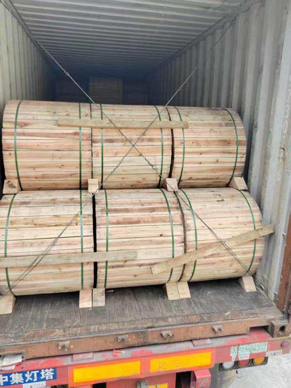 全誘電自立型架空光ケーブル