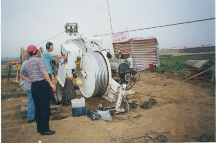 OPGW 光ファイバーケーブル 4-48 コア 単モード マルチモード 電源システム