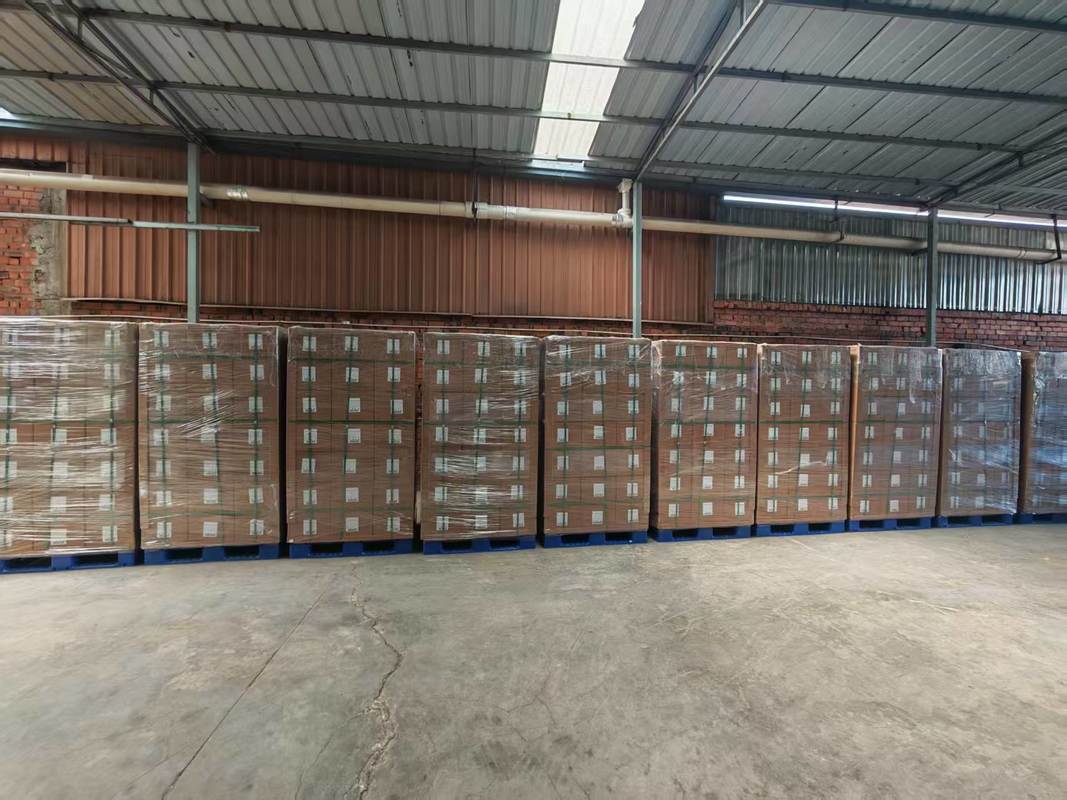 FTTXシステム配線用、LSZH外被と耐曲げ性ファイバーを備えた金属補強バタフライ光ケーブル