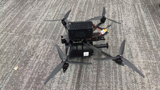 プロフェッショナルFPVファイバークワッドコプタードローン 30km/ロール 飛行可能 超軽量 - 高引張強度 - 内部から外部への配線